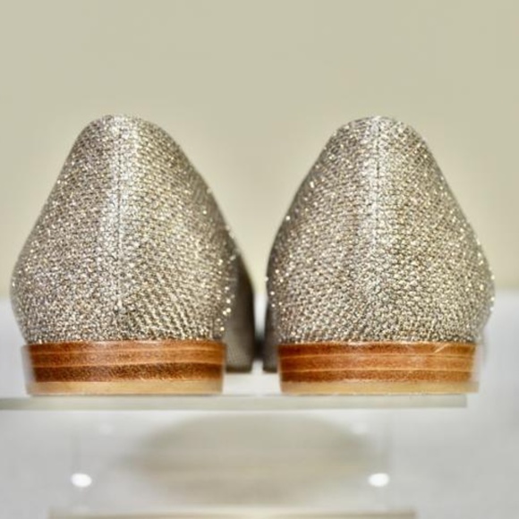 🏷️ NWT Platinum Gold Sparkly Pointed Toe Flats - Picture 7 of 11